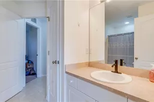 1406 NE 10th Ln, Cape Coral, FL 33909 - Photo 21