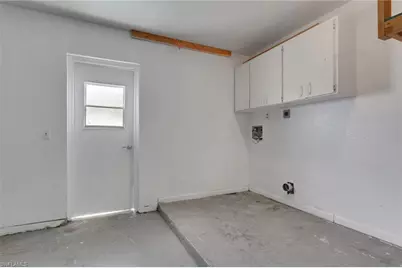 105 SE 44th Ter, Cape Coral, FL 33904 - Photo 21