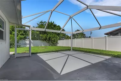 105 SE 44th Ter, Cape Coral, FL 33904 - Photo 3