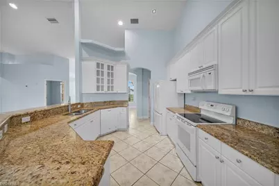 621 NW 37th Ave, Cape Coral, FL 33993 - Photo 17