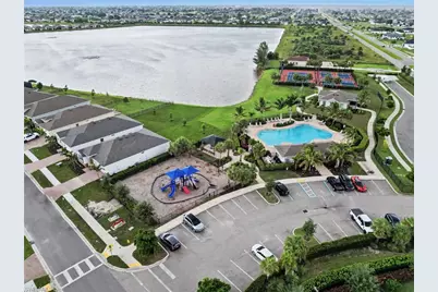628 Parkshore Lake Ave, Cape Coral, FL 33993 - Photo 17