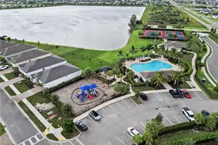 628 Parkshore Lk Ave, Cape Coral, FL 33993 - Photo 17