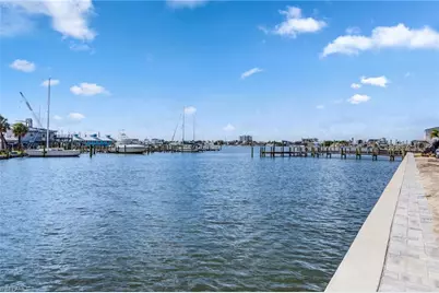 19281 San Carlos Blvd, Fort Myers Beach, FL 33931 - Photo 3