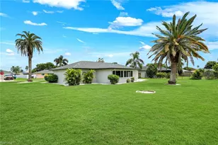 1202 SE 14th Terrace, Cape Coral, FL 33990 - Photo 19