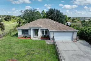 3020 62nd St W, Lehigh Acres, FL 33971 - Photo 5