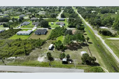 3020 62nd St W, Lehigh Acres, FL 33971 - Photo 7