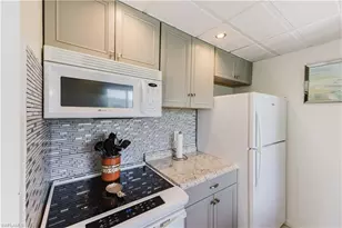 431 Van Buren St, Fort Myers, FL 33916 - Photo 17