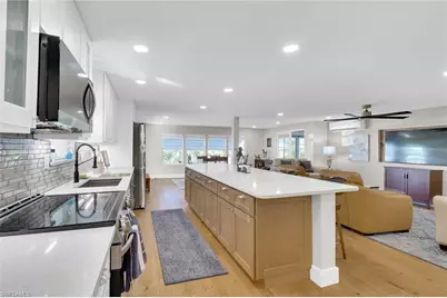 227 Tangerine Dr, Fort Myers, FL 33905 - Photo 11