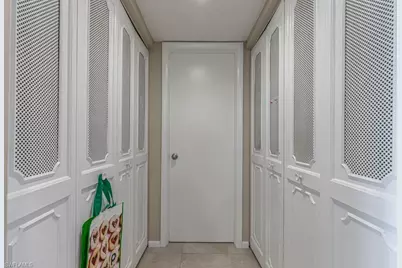 1700 Pine Valley Dr #207, Fort Myers, FL 33907 - Photo 3