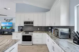 117 Sand Dollar Dr, Fort Myers Beach, FL 33931 - Photo 13