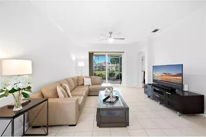14052 Clear Water Ln, Fort Myers, FL 33907 - Photo 11