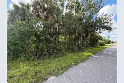 13305 Colborn Ave, Port Charlotte, FL 33953 - Photo 11