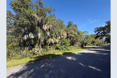13413 Pebble Ave, Port Charlotte, FL 33953 - Photo 9