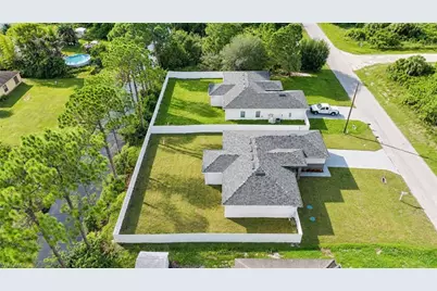 728 Carbon St E, Lehigh Acres, FL 33974 - Photo 23