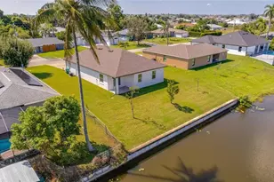 1117 NE 11th Terrace, Cape Coral, FL 33909 - Photo 27