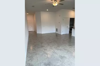 328 Jacaranda Pkwy E, Cape Coral, FL 33909 - Photo 9