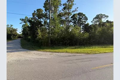12037 Dahlia St, Punta Gorda, FL 33955 - Photo 3