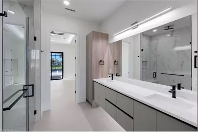 508 SE 14th Ter, Cape Coral, FL 33990 - Photo 23