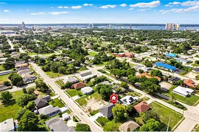 2983 Dunbar Ave, Fort Myers, FL 33916 - Photo 3