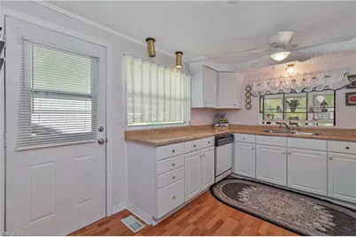 241 Indian Key Ln #256, Naples, FL 34114 - Photo 17
