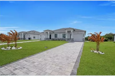 320 Poplar St, Lehigh Acres, FL 33974 - Photo 1