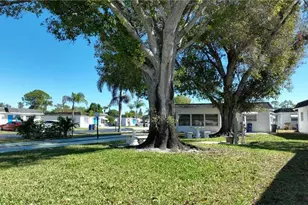 13 Hamlin Ct, Lehigh Acres, FL 33936 - Photo 19