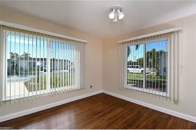 13 Hamlin Ct, Lehigh Acres, FL 33936 - Photo 17