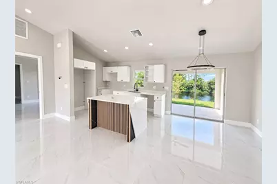 2409 NE 19th Ave, Cape Coral, FL 33909 - Photo 9