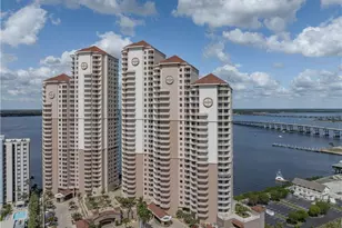 2090 W First St, Fort Myers, FL 33901 - Photo 45