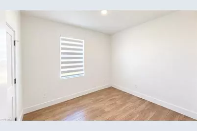 9040 Bamboo Cir, Labelle, FL 33935 - Photo 13