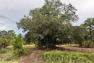 380 S Lindero St, Clewiston, FL 33440 - Photo 1