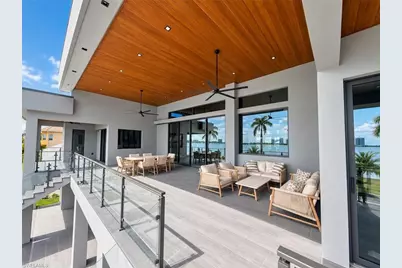 141 E North Shore Ave, North Fort Myers, FL 33917 - Photo 9