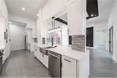 209 Chiquita Blvd N, Cape Coral, FL 33993 - Photo 15