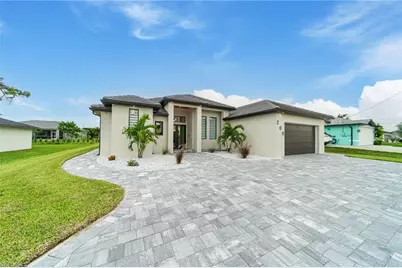 209 Chiquita Blvd N, Cape Coral, FL 33993 - Photo 5