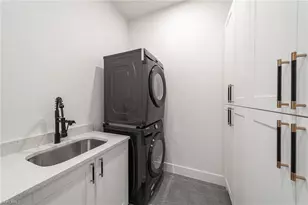 209 Chiquita Blvd N, Cape Coral, FL 33993 - Photo 21