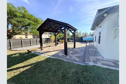 3445 NE 11th Ave, Cape Coral, FL 33909 - Photo 29