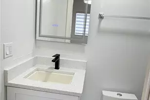 3445 NE 11th Ave, Cape Coral, FL 33909 - Photo 25