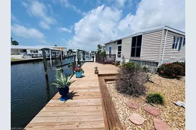 11321 Bougainvillea Ln, Fort Myers Beach, FL 33931 - Photo 1
