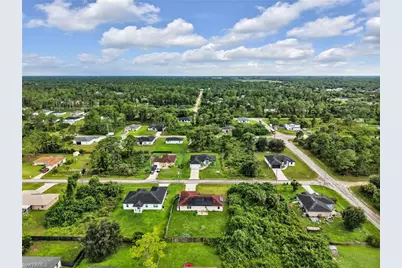 3511 69th St W, Lehigh Acres, FL 33971 - Photo 31