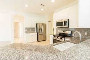 10615 Camarelle Cir, Fort Myers, FL 33913 - Photo 15