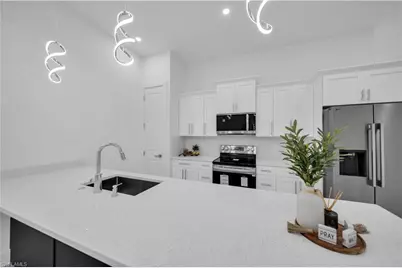 255 SW 3rd Ter, Cape Coral, FL 33991 - Photo 13