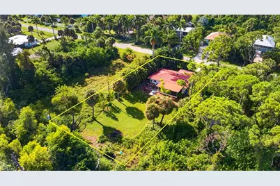 3628 Tropical Point Dr, Saint James City, FL 33956 - Photo 23