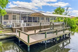 3810 SW 19th Pl, Cape Coral, FL 33914 - Photo 35