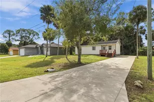 3711 Teakwood St, Fort Myers, FL 33905 - Photo 3