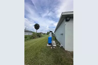 911 Unice Ave N, Lehigh Acres, FL 33971 - Photo 5