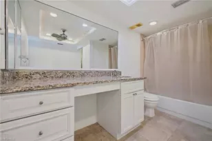 12491 McGregor Blvd, Fort Myers, FL 33919 - Photo 13