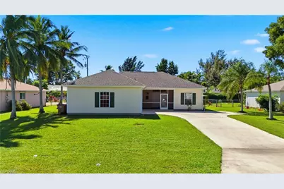 318 SE 21st St, Cape Coral, FL 33990 - Photo 1