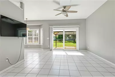 318 SE 21st St, Cape Coral, FL 33990 - Photo 3