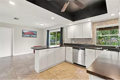 2502 Barcelona Ave, Fort Myers, FL 33905 - Photo 15