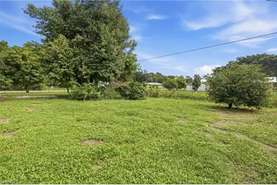 2502 Barcelona Ave, Fort Myers, FL 33905 - Photo 41